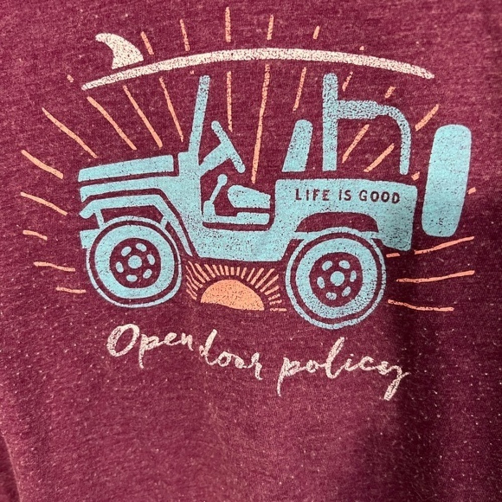 Life is Good T-Shirt Maroon Jeep Size Medium Classic Fit